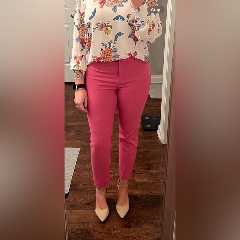White House Black Market pink dress pants size 6